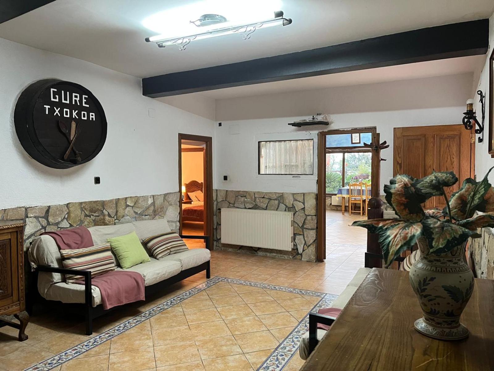 バサウリBilbo Near Atico Rural Con Terrazaアパートメント エクステリア 写真